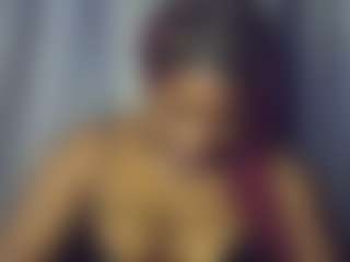 Live cam show with Freakybrula - Domination on intimatelivegirls.com