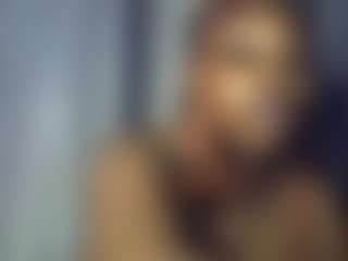 Freakybrula's Live Sex Cam Show