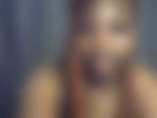 Live cam show with Freakybrula - Messy on Camiplay Live