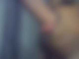 Freakybrula's Live Sex Cam Show