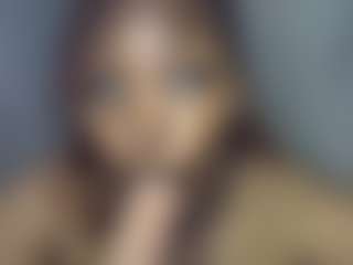 Live cam show with Freakybrula - Messy on live18s.com