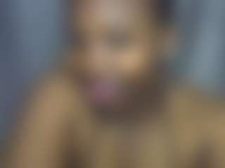 Freakybrula's Live Sex Cam Show
