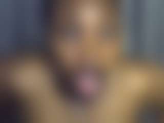 Freakybrula's Live Sex Cam Show
