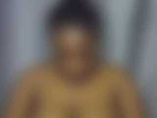 Live cam show with Freakybrula - Black Small Tits on Gym Cam Girls