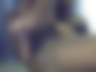 Live cam show with Freakybrula - Toys on madthumbs
