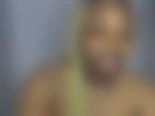 Freakybrula's Live Sex Cam Show