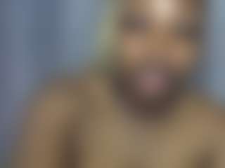 Freakybrula's Live Sex Cam Show