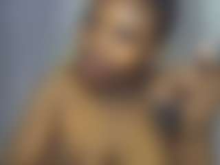 Freakybrula's Live Sex Cam Show