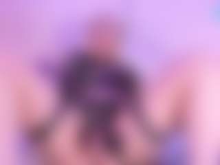 Live cam show with VesperVelvet - Brown Eyes on Uber Horny