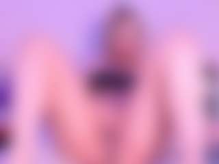 Live cam show with VesperVelvet - Athletic Cosplay on hrnylive.com