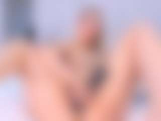 Live cam show with VesperVelvet - Blonde Hair Dildo on AdultVida.com