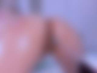 Live cam show with VesperVelvet - Small Tits Toys on Hubzter Live