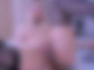 Live cam show with VesperVelvet - Anal on CamClone