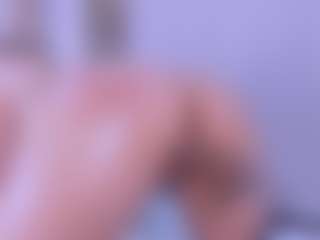 Live cam show with VesperVelvet - Latina Teen (18+) on Gym Cam Girls