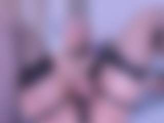 Live cam show with VesperVelvet - Foot Fetish Blonde Hair on eurowanks.com