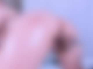 Live cam show with VesperVelvet - Twerking on UwU Esports