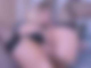 Live cam show with VesperVelvet - Freaky on Camsoda