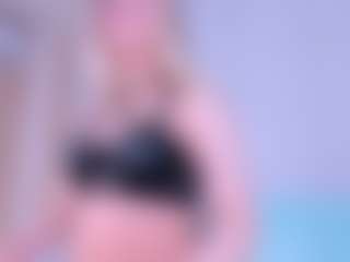 Live cam show with VesperVelvet - Control on Hubzter Live