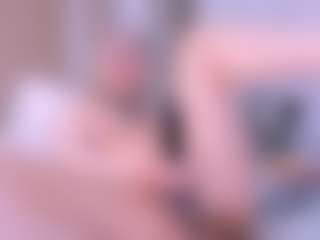 Show live cam dengan VesperVelvet - Drinking di Camsoda