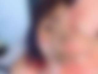 Live cam show with AngelThroat - Ebony on SquirtSoMuch