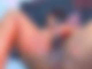 Live cam show with AngelThroat - Ebony on Milfs Live