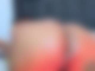 Live cam show with AngelThroat - Black on Camsoda
