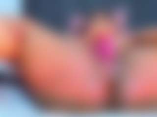 Live cam show with AngelThroat - Amateur on Instabang