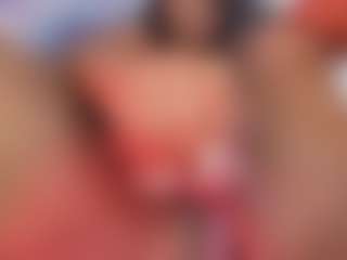Live cam show with AngelThroat - Hairy Pussy on intimatelivegirls.com