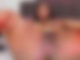 Live cam show with AngelThroat - Ebony Amateur on hrnylive.com | colombia