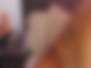 Live cam show with AngelThroat - Public Curvy on liverealitysex.com