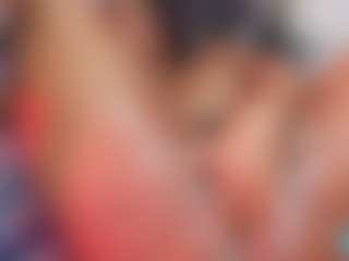 Live cam show with AngelThroat - Ebony on Chatstar | colombia