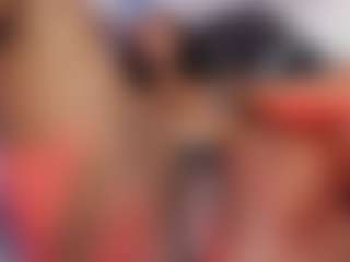 Live cam show with AngelThroat - Ass Bouncing on Soda Cam