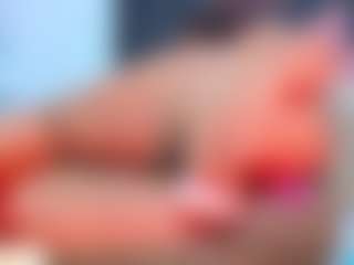 Live cam show with AngelThroat - Ebony on madthumbs | colombia