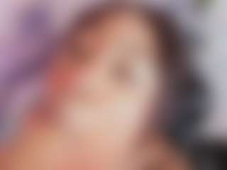 AngelThroat's Live Sex Cam Show