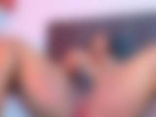 Live cam show with AngelThroat - Public Black on AdultVida.com