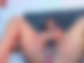 AngelThroat's Live Sex Cam Show