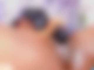 Live cam show with AngelThroat - Ebony on Camsoda | colombia