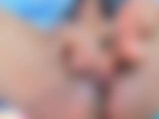 Show de cam en vivo con AngelThroat - Black Amateur en Camsoda