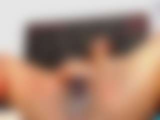 AngelThroat's Live Sex Cam Show