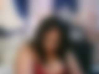 IndiaBlackPanther MILF webcam performer live streaming
