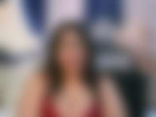 IndiaBlackPanther MILF webcam performer live streaming
