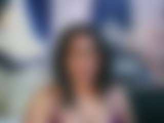 IndiaBlackPanther MILF webcam performer live streaming