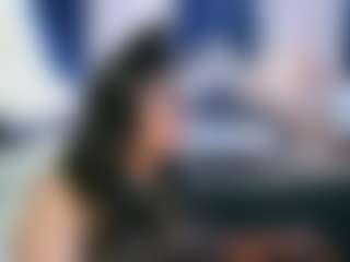 IndiaBlackPanther MILF webcam performer live streaming