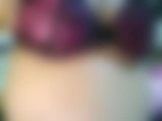IndiaBlackPanther MILF webcam performer live streaming