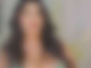 Live cam show with InnaVolkova - Oil on Latina Girls