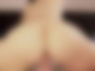 Live cam show with Aliyv - Green Eyes on xplaylive.com