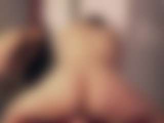 Live cam show with Aliyv - Fingering on Soda Cam