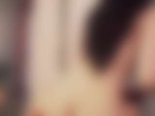 Live cam show with Aliyv - Green Eyes on Camsoda