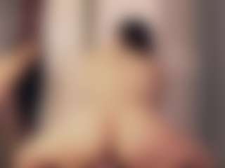 Live cam show with Aliyv - Moaning on Camsoda