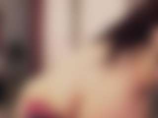Live cam show with Aliyv - Green Eyes on madthumbs